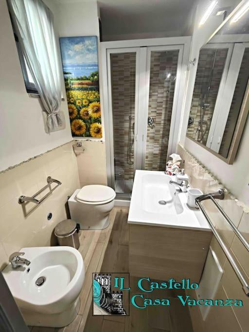 Il Castello Casa Vacanza Салерно Екстериор снимка
